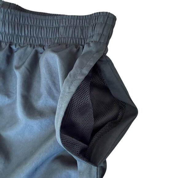 Under Armour Warm Up Pants Mens Large Mesh Lined Woven Straight Leg Black - Picture 6 of 8